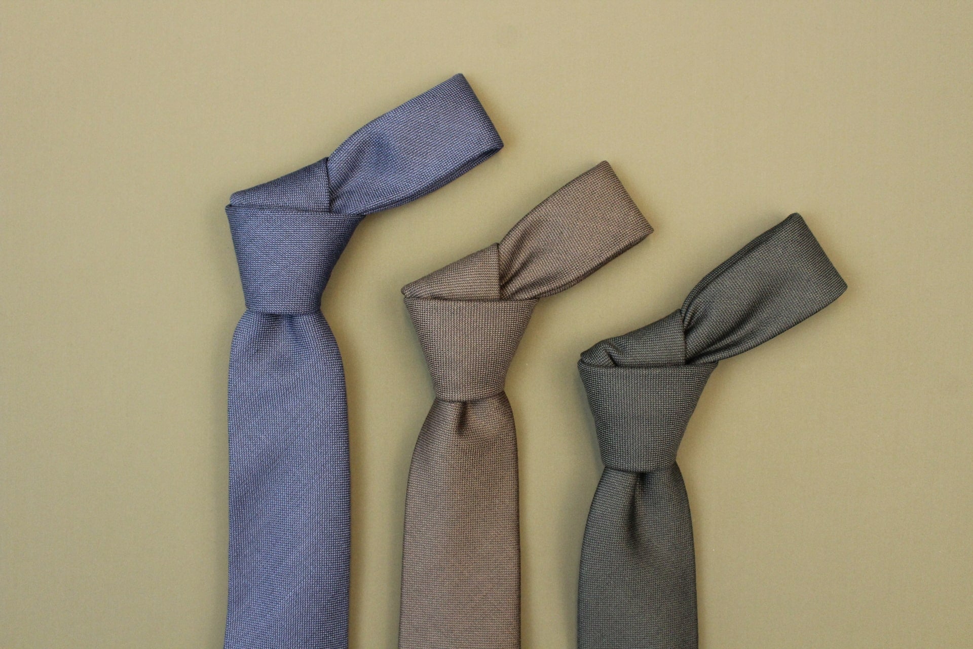 Como fazer o nó na gravata slim