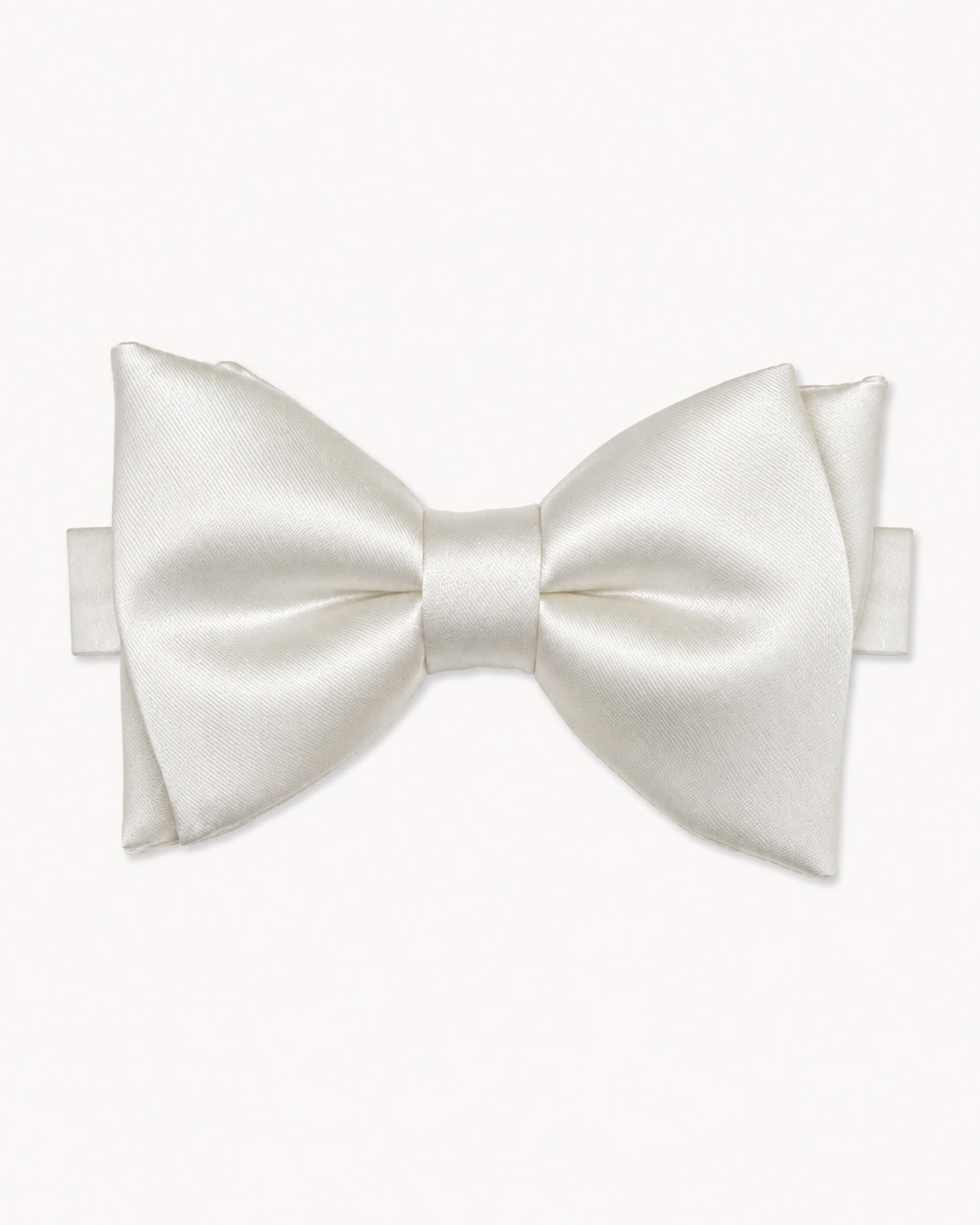Gravata Bow Seda Off White