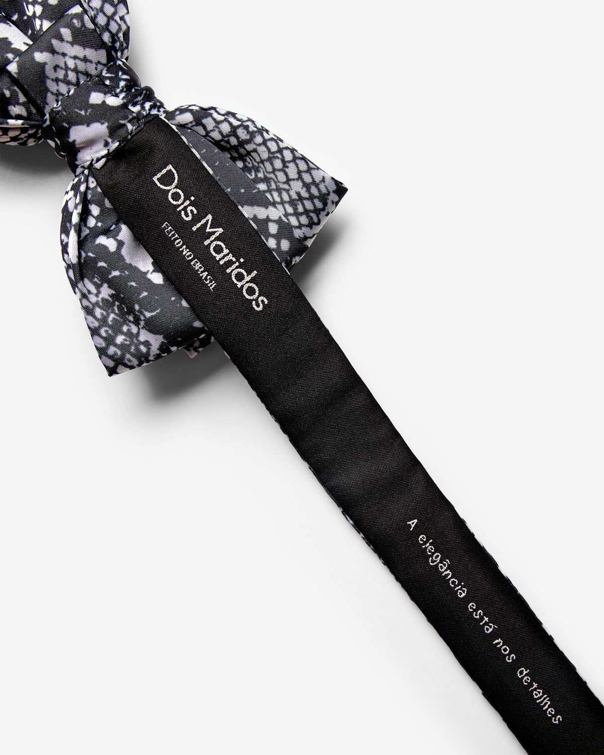 Gravata Borboleta Cetim Snake