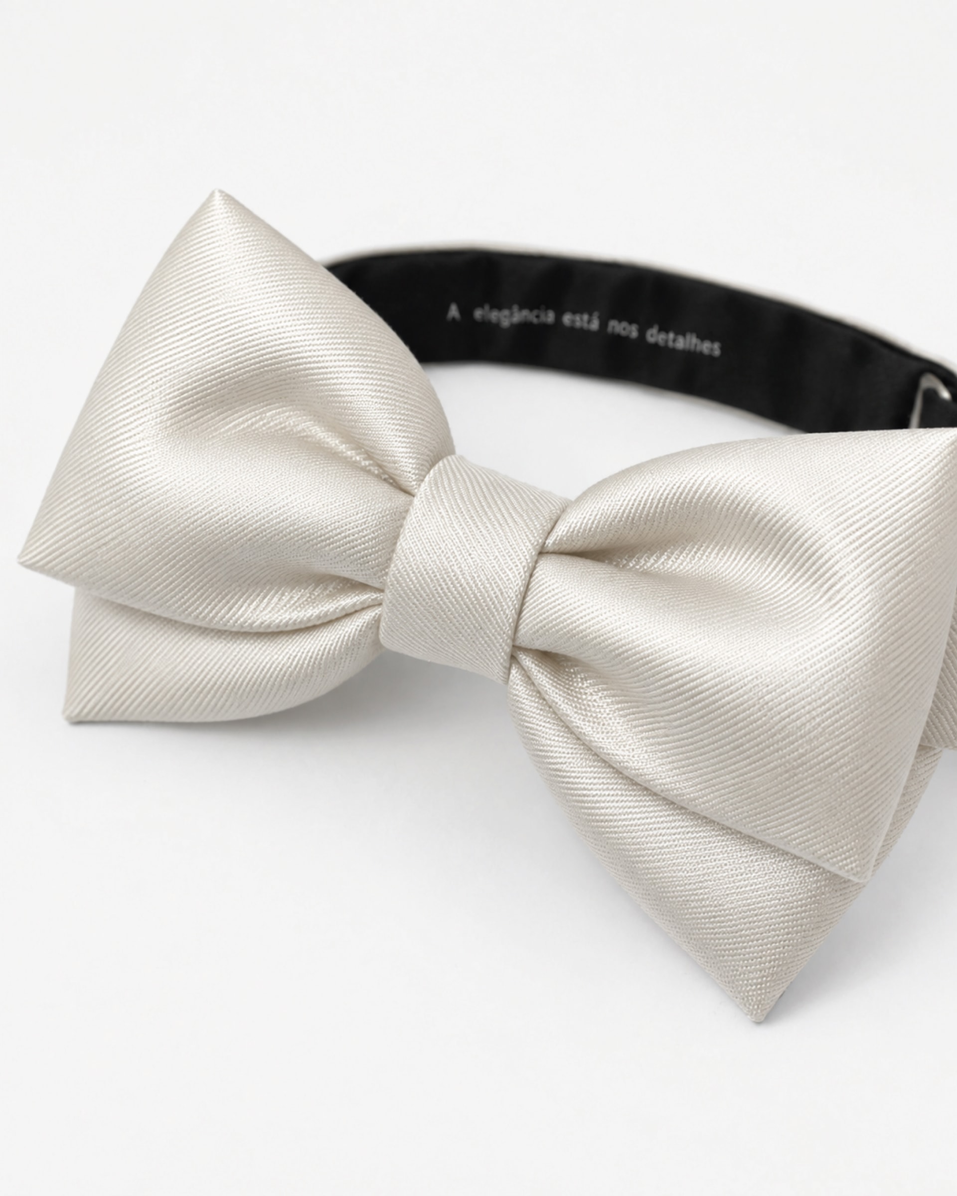 Gravata Borboleta Seda Off White