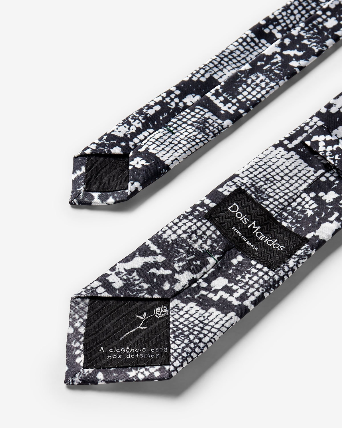 Gravata Slim Cetim Snake