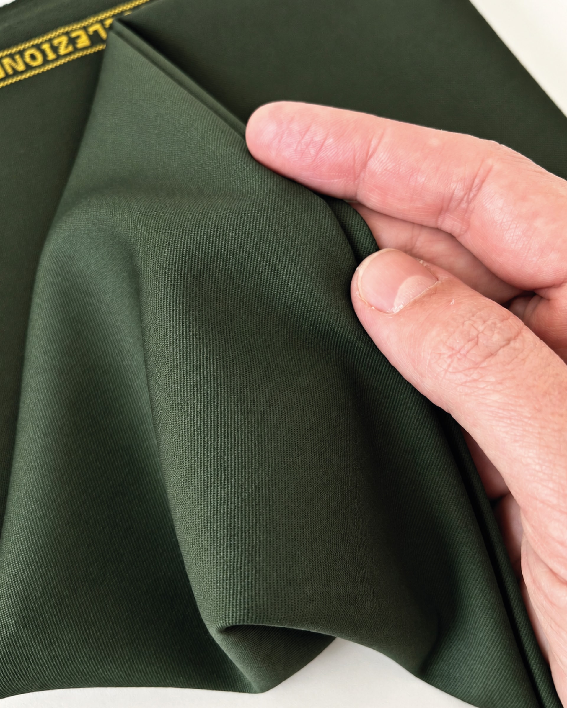 Gravata Larga Lã Super 120s Verde